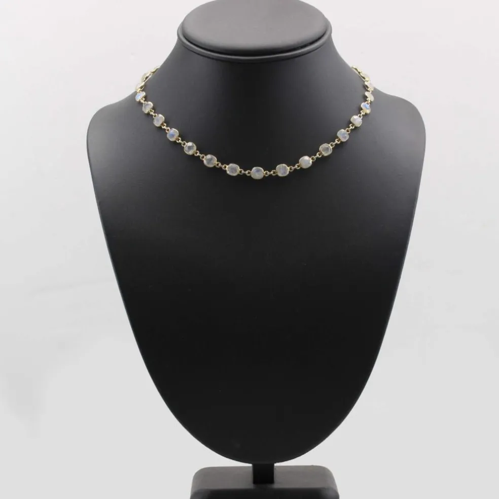 Collier en pierre de lune