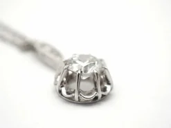 Collier en platine et diamants