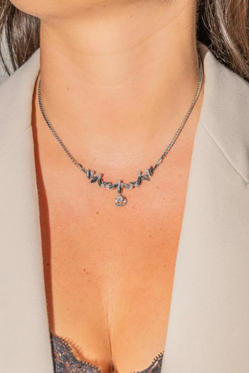 Collier Feuille Or blanc Diamant