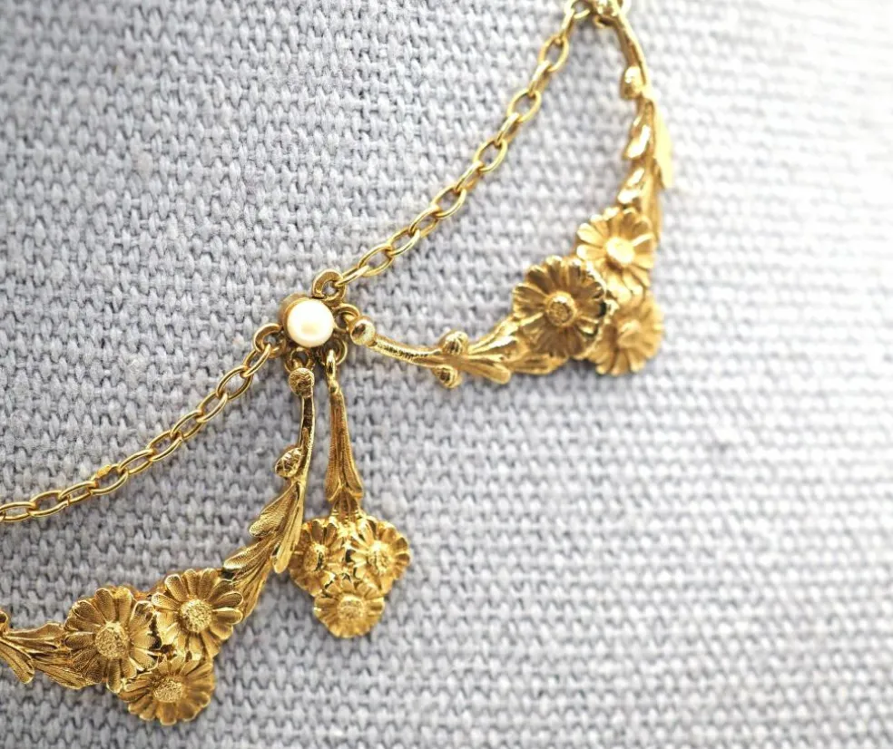 Collier fin du XIXe en or jaune et perles