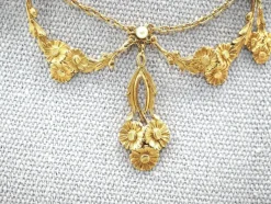 Collier fin du XIXe en or jaune et perles
