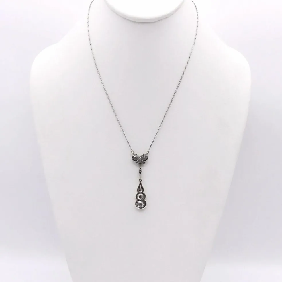 Collier goutte de diamant en or
