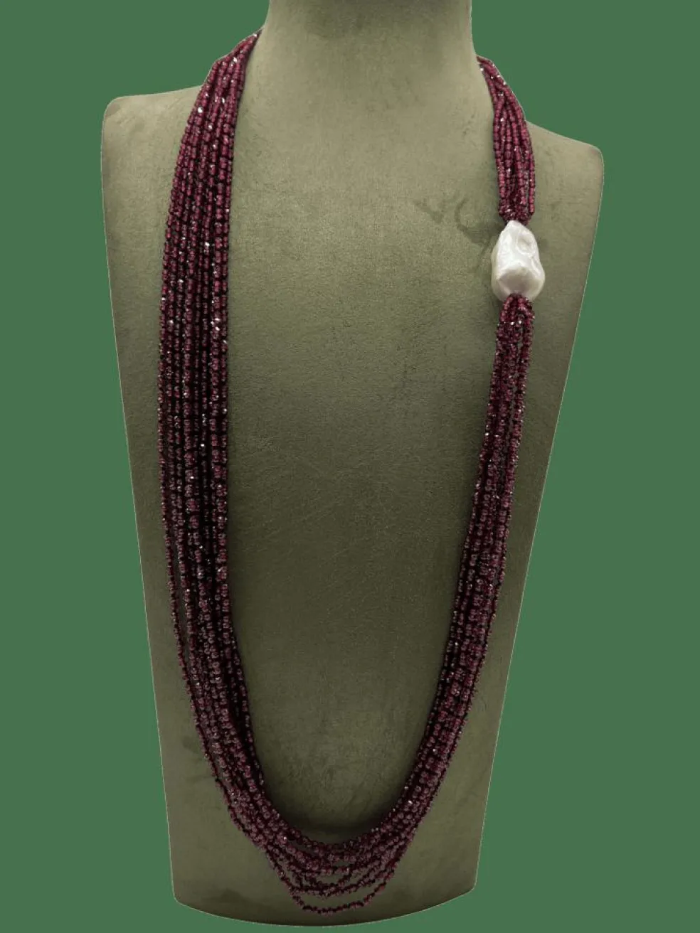 Collier grenats perles baroques, fermoir Bakélite