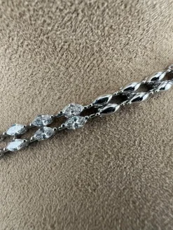 Collier haut de gamme Marquise et Diamant Rond