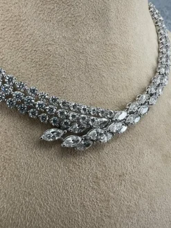 Collier haut de gamme Marquise et Diamant Rond