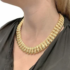 Collier maille américaine or jaune.