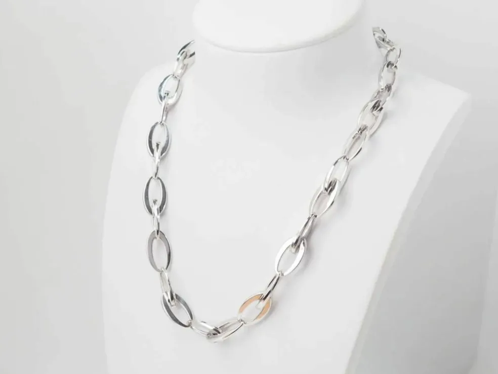 Collier maille ovale en or blanc