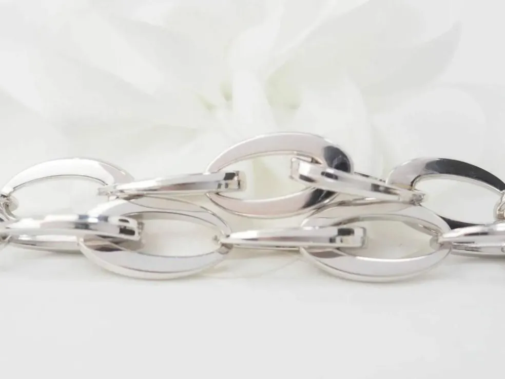 Collier maille ovale en or blanc