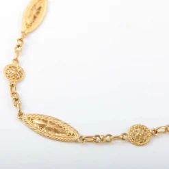 Collier motifs filigranés