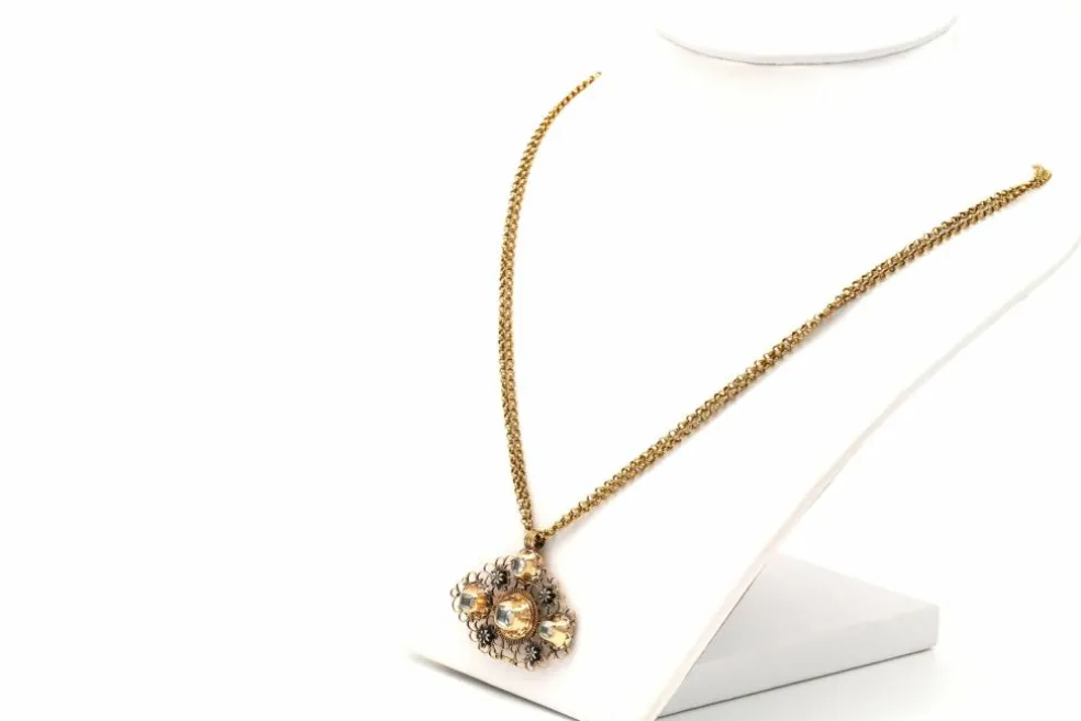 Collier Napoléon III en or jaune 18 carats et diamants "taille" rose