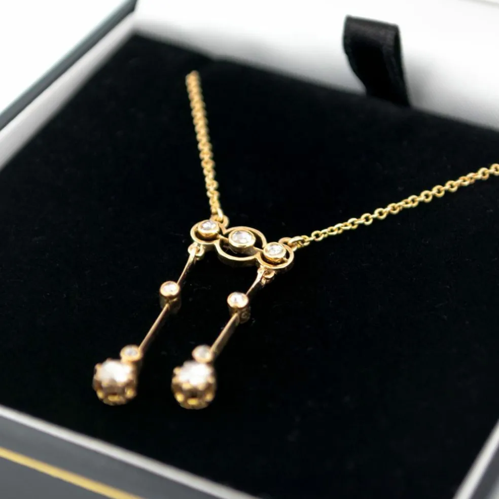 Collier négligé diamants