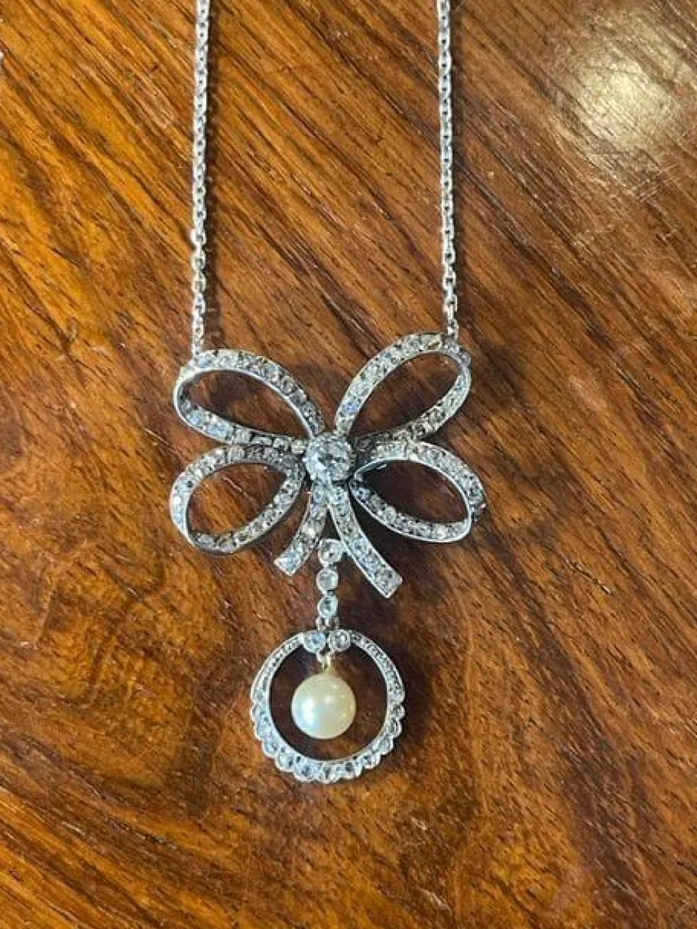 Collier noeud, diamants et perles, fin XIXème