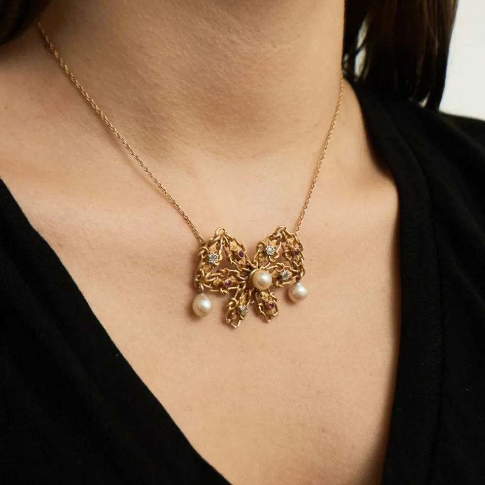 Collier nœud en Or jaune, perles & diamants