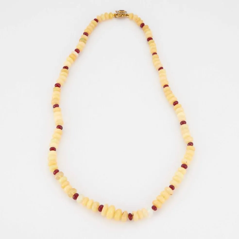 Collier Opales et Rubis