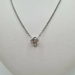 Collier or blanc 18 carats serti d'un diamant naturel certifié LFG