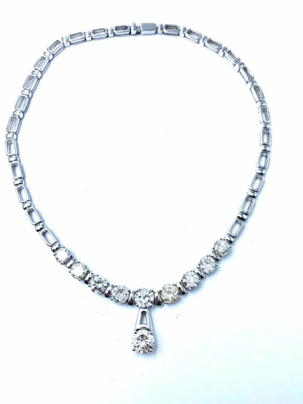 Collier or blanc, diamants