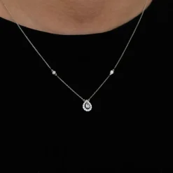 Collier Or blanc Diamants