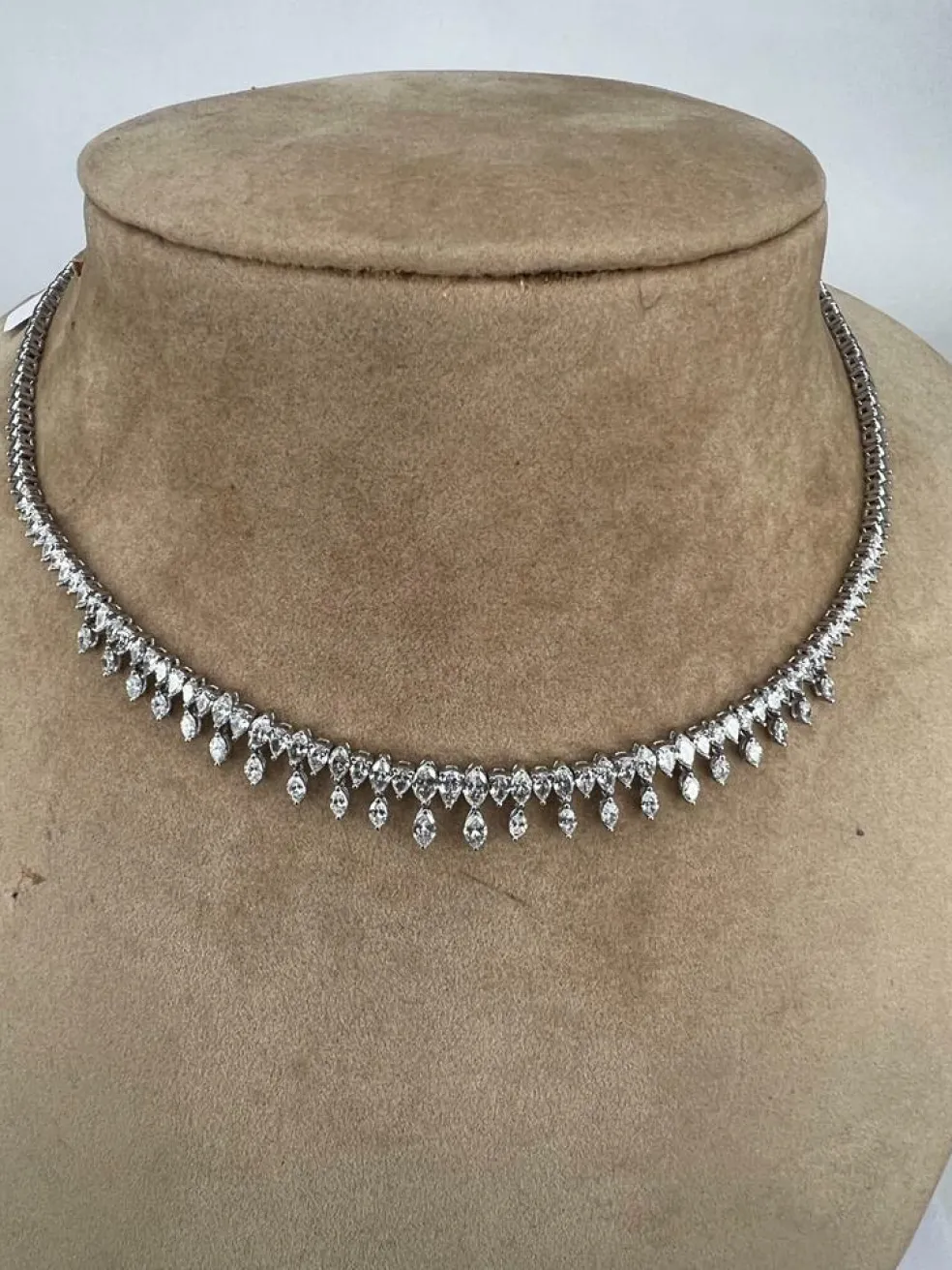 Collier Or blanc Diamants