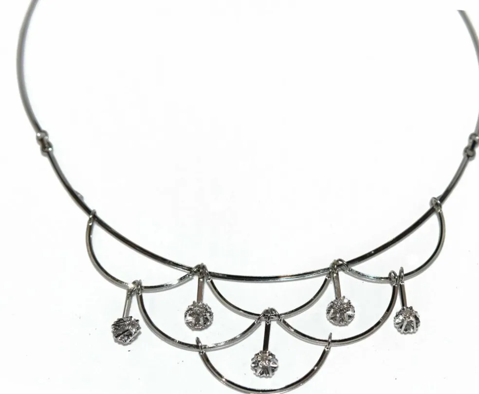Collier or gris draperie en diamants