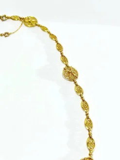 Collier or jaune