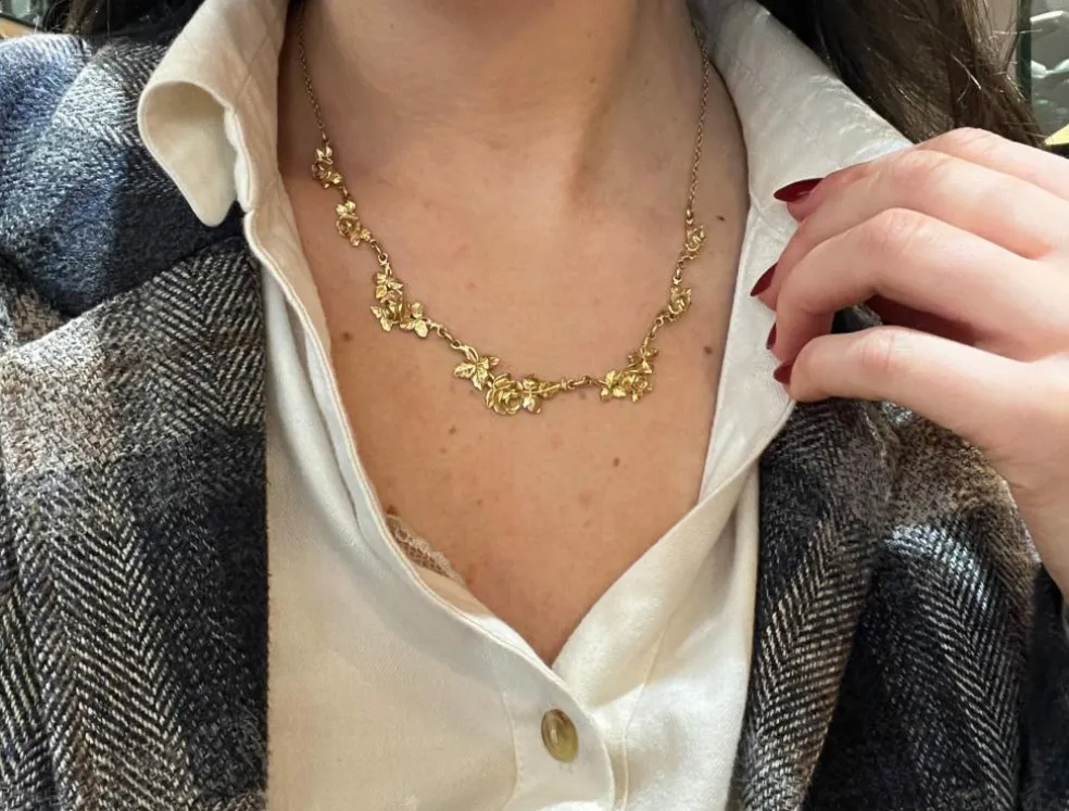 Collier Or Jaune 18 Carats Floral Vintage