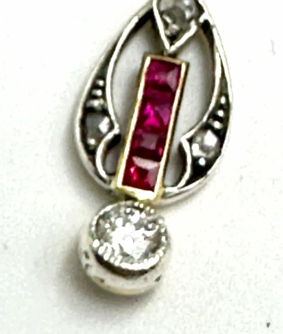 Collier Or jaune Diamants Rubis