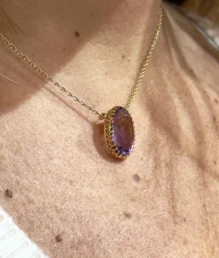 Collier or jaune et améthyste