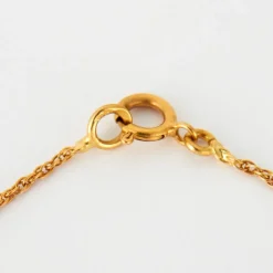 Collier or jaune perle saphirs rubis émeraudes
