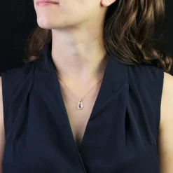 Collier or jaune saphir diamants