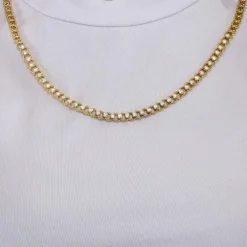 Collier or jaune texturé et diamants