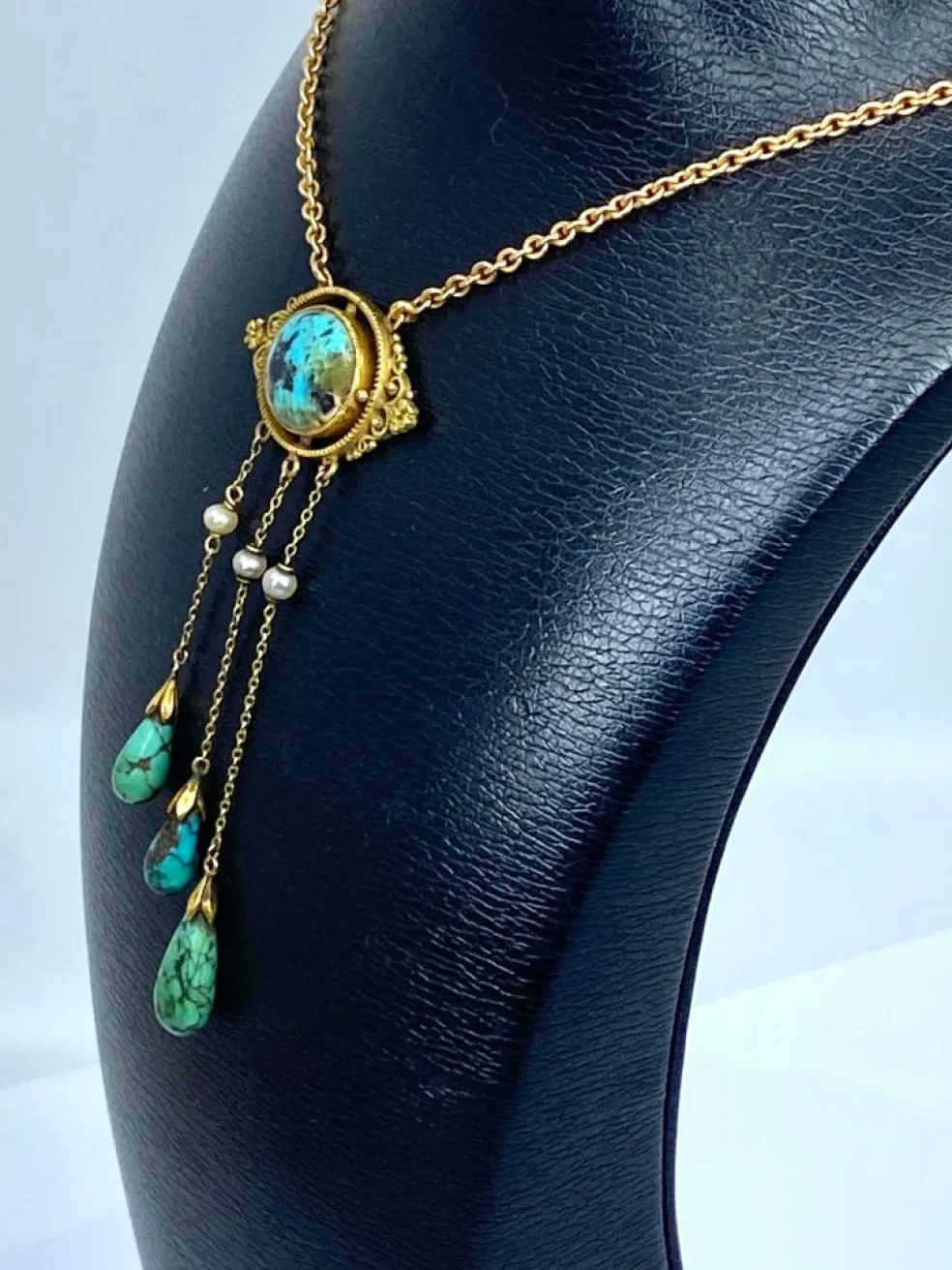 Collier or jaune turquoises et perles fines, époque 1900