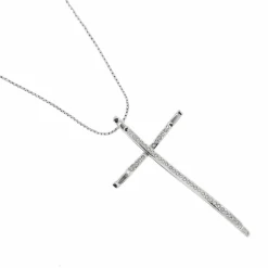 Collier pendentif croix et diamants