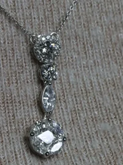Collier Pendentif Diamants illusion or blanc