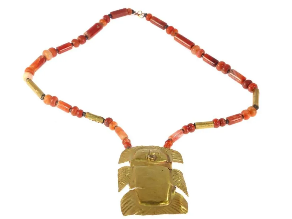 Collier pendentif en or, cornaline