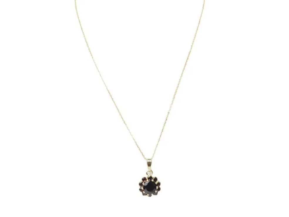 Collier pendentif en or jaune et grenats