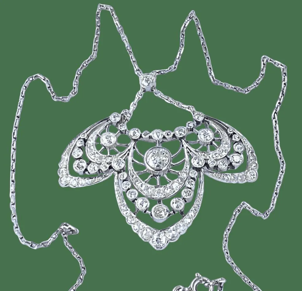 Collier pendentif en platine, diamants, époque 1900
