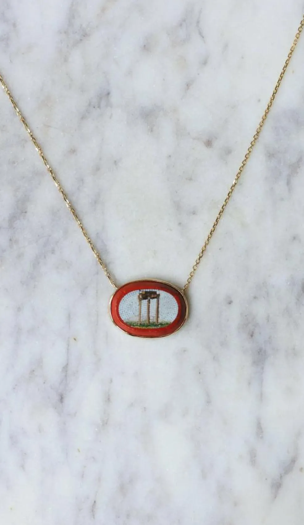 Collier pendentif micro mosaïque temple antique or jaune