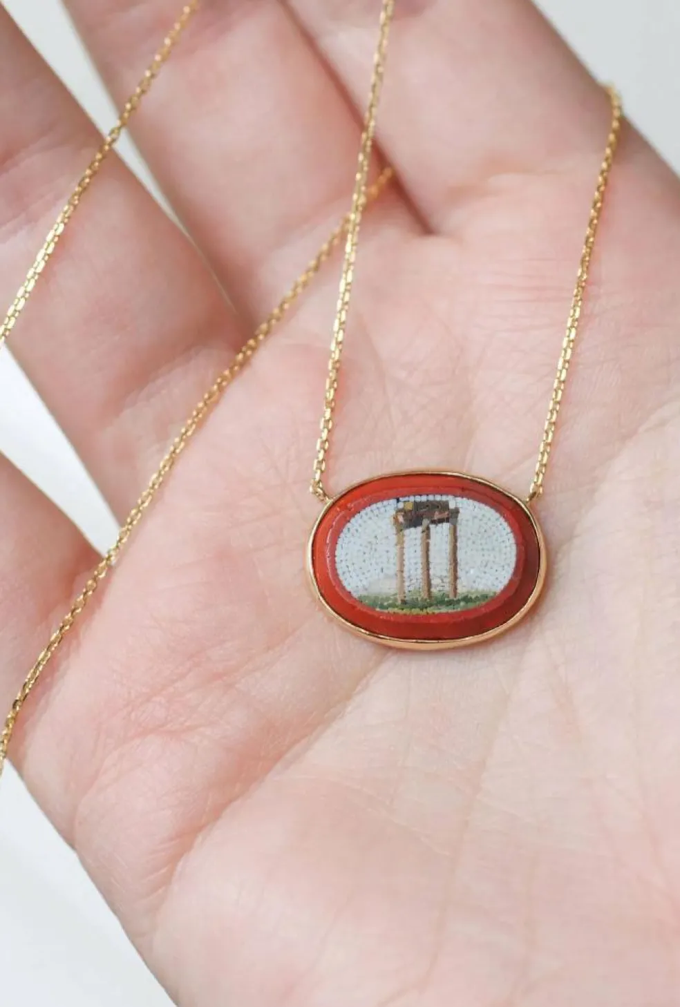 Collier pendentif micro mosaïque temple antique or jaune