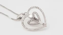Collier pendentif multi coeurs or blanc diamants
