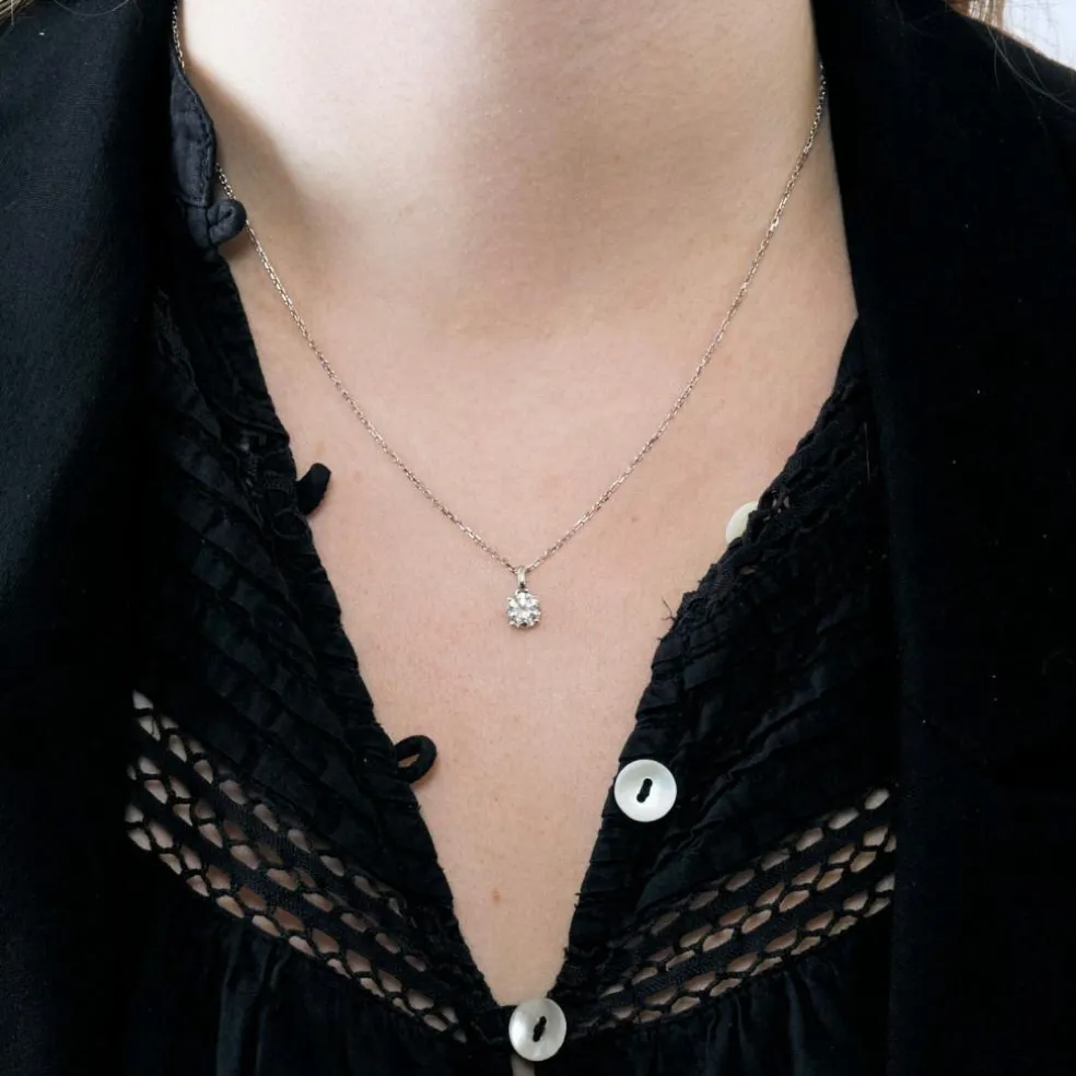 Collier pendentif or blanc et diamant