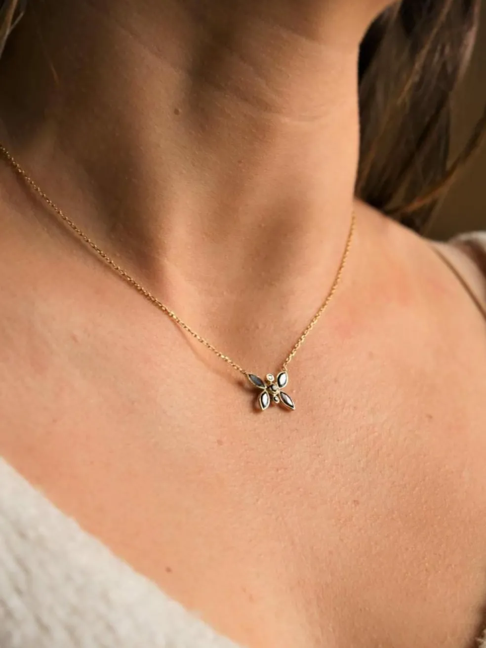 Collier Pendentif Or jaune Saphir