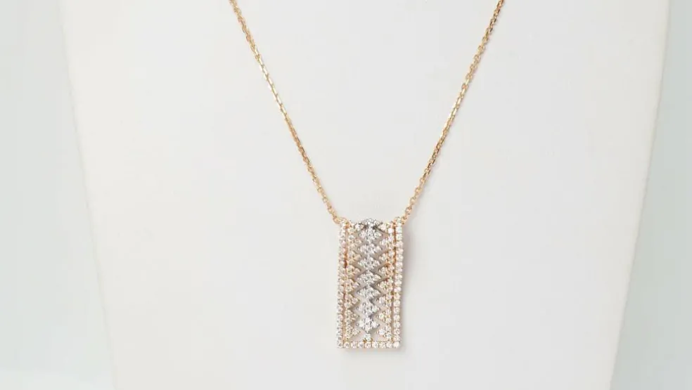 Collier pendentif or rose et diamants