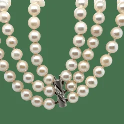 Collier Perles de culture- 3 rangs - Fermoir Or blanc