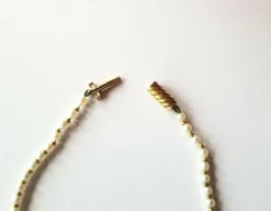 Collier perles de culture et or jaune saphirs et diamants