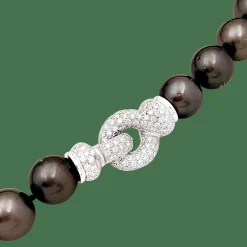 Collier perles de Tahiti, or blanc, diamants.
