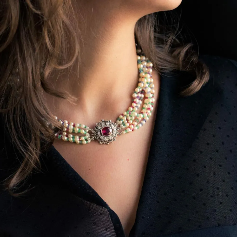 Collier Perles, Emeraudes, Saphirs, Rubis et Spinelles