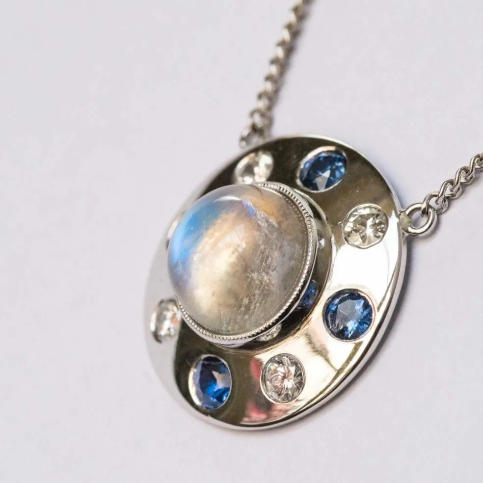 Collier pierre de lune saphirs diamants