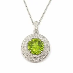 Collier péridot entourage diamants or blanc