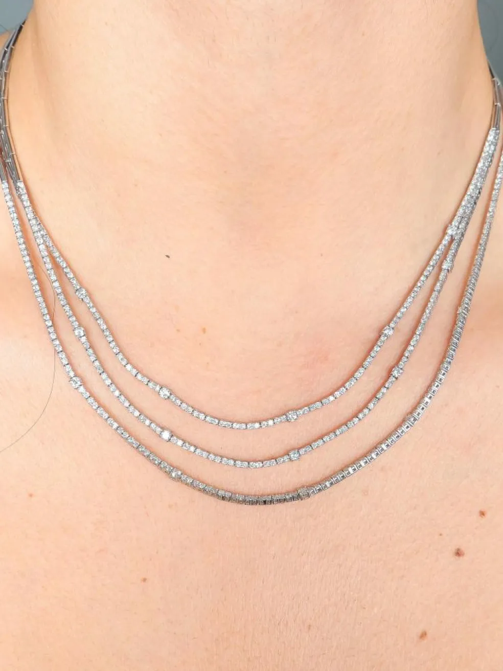 COLLIER RIVIERE OR & DIAMANTS