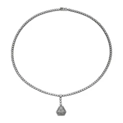 Collier rivière en blanc serti de diamants soutenant un diamant triangulaire.